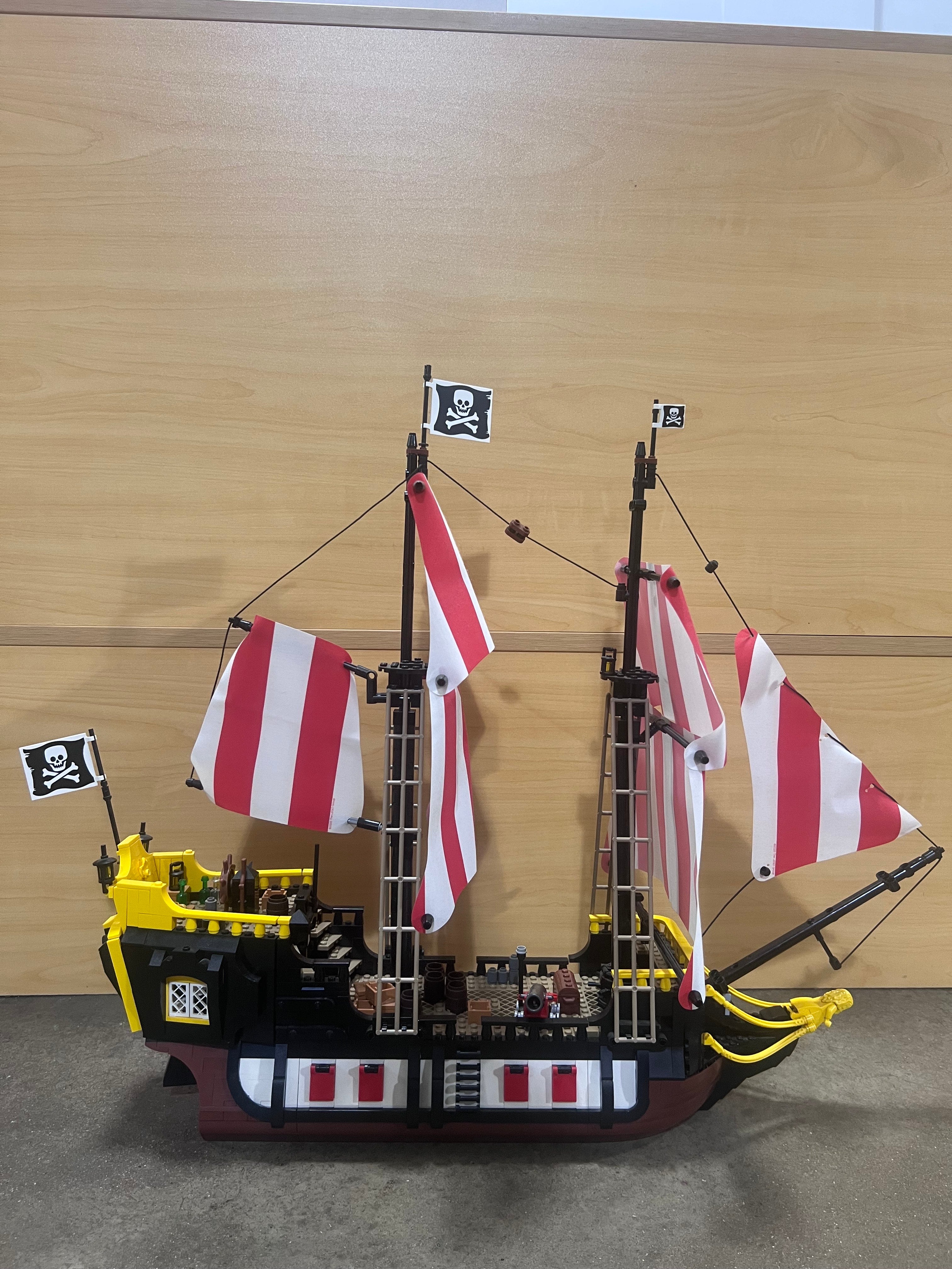 LEGO® Pirates 21322-1 - Pirates of Barracuda Bay BUV