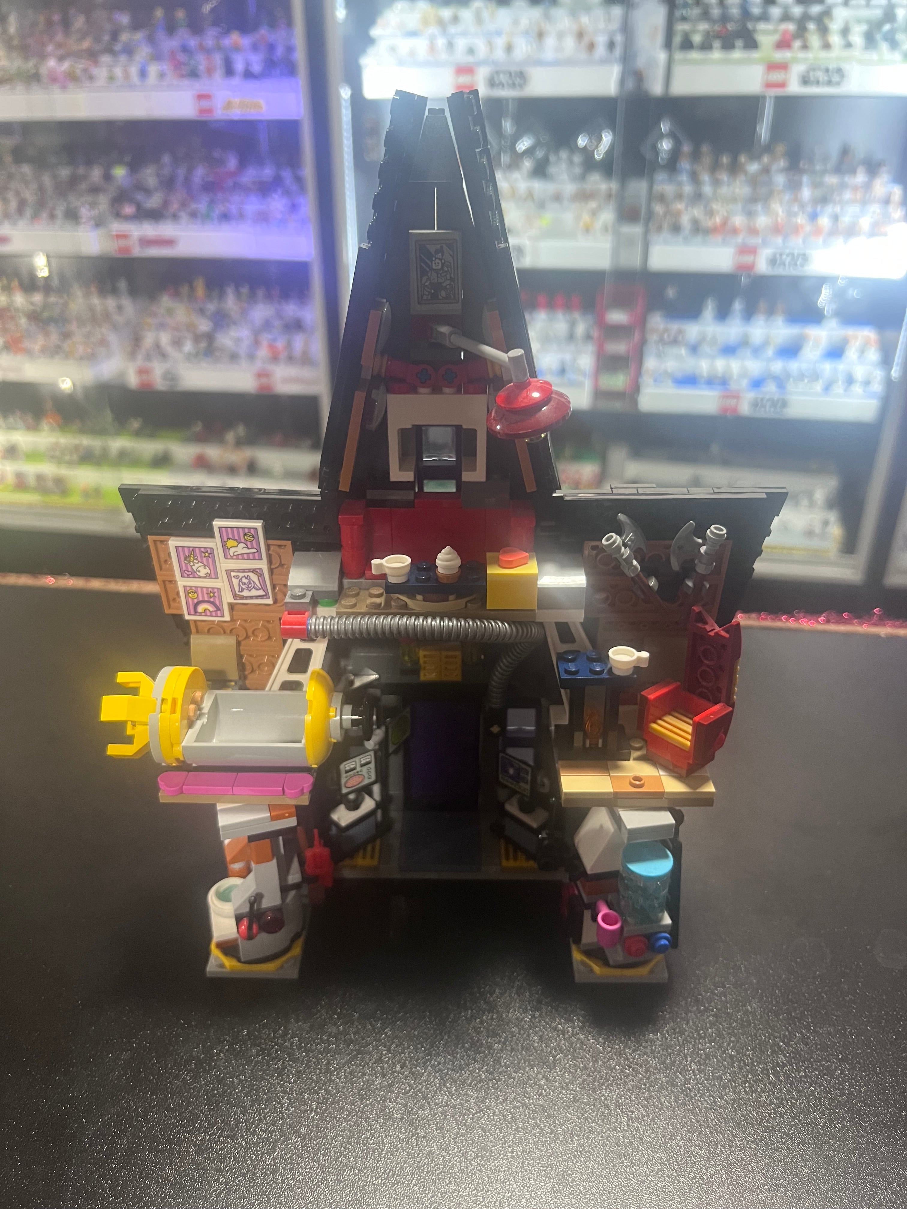 LEGO® Despicable Me and Minions 75583-1 Minions and Gru's Family Mansion (BUV)