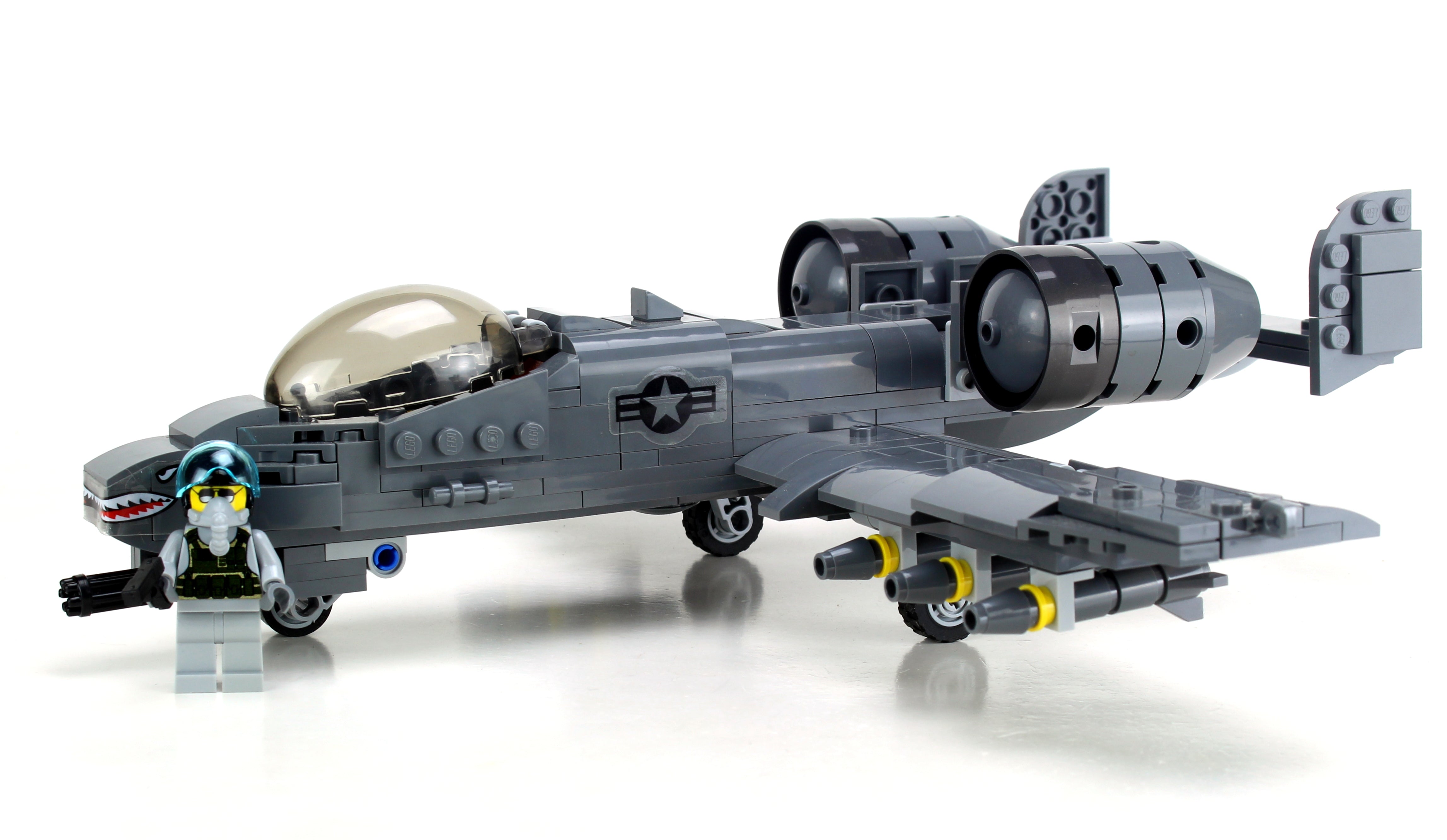 Battle Bricks Custom LEGO® Set – A-10 "Warthog" Thunderbolt Building Kit