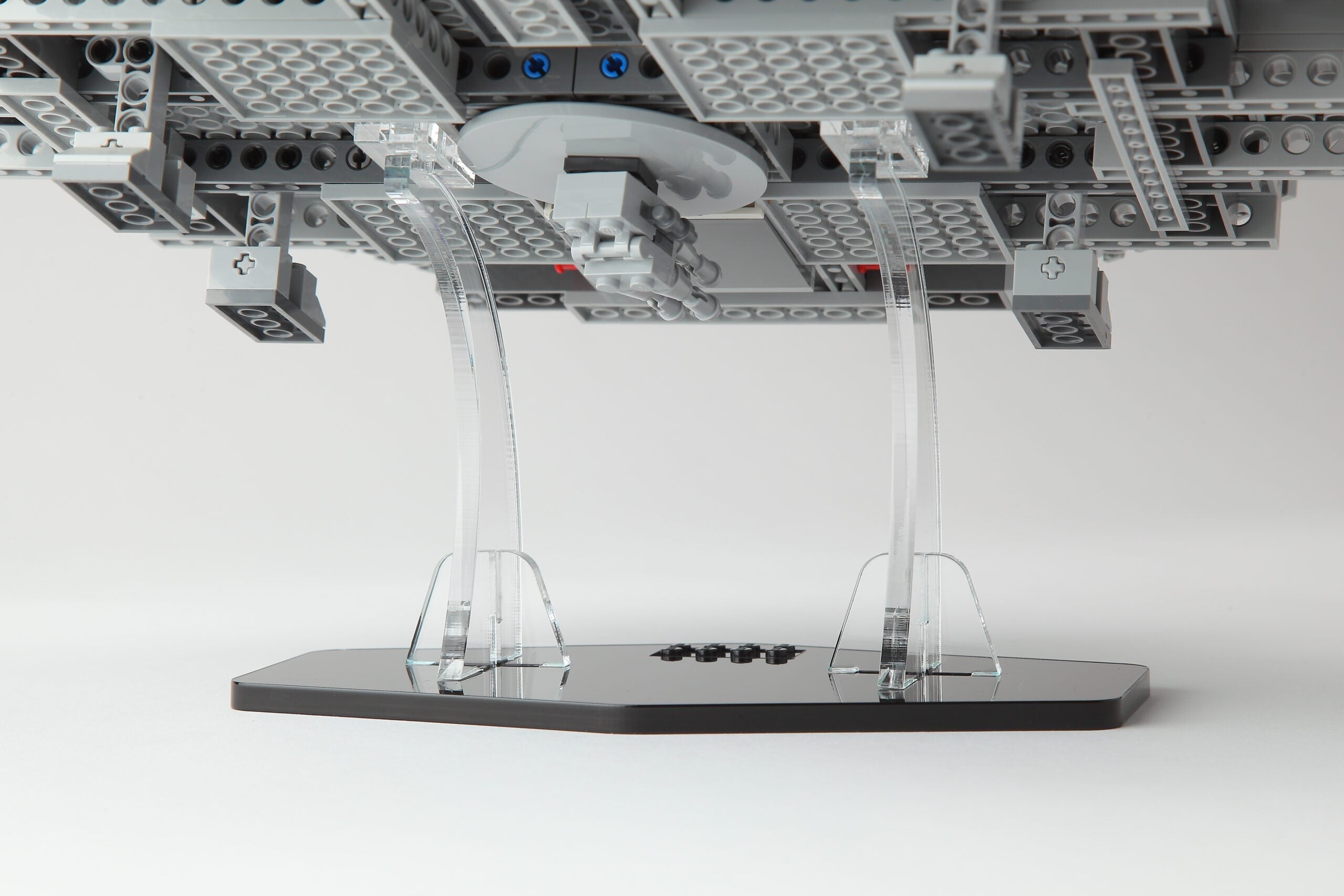 LEGO® Display – Tricked Out Bricks 15 Max Stand