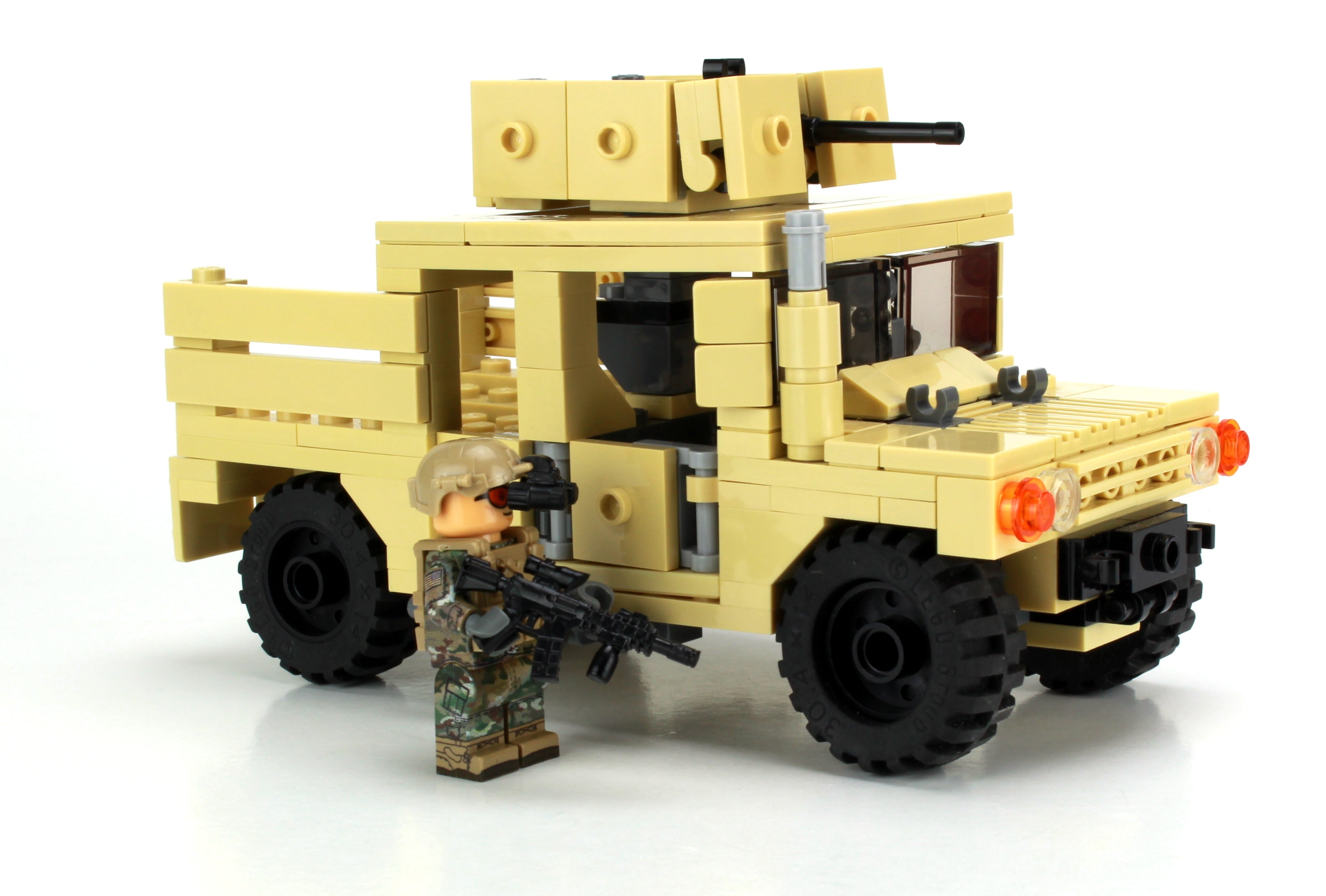 Battle Bricks Army Tactical Gun Truck 4 x 4