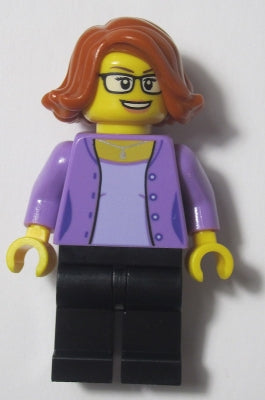 Preowned LEGO® Minifigure – LEGOLAND Parks LLP013 LEGOLAND Park Female w/Dark Orange Short