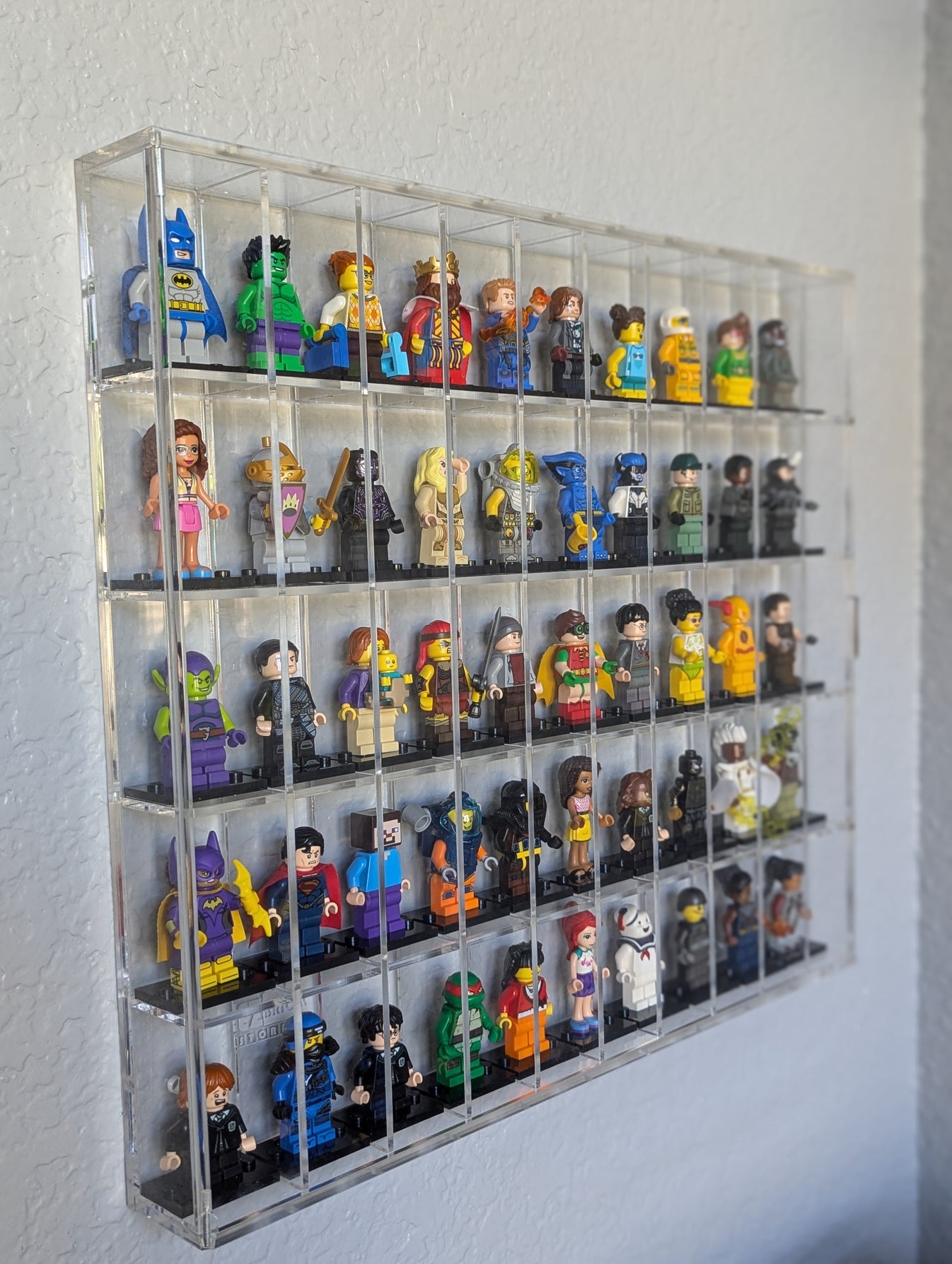 LEGO® Display – EZ Brick Storage 50 Minifigure Display