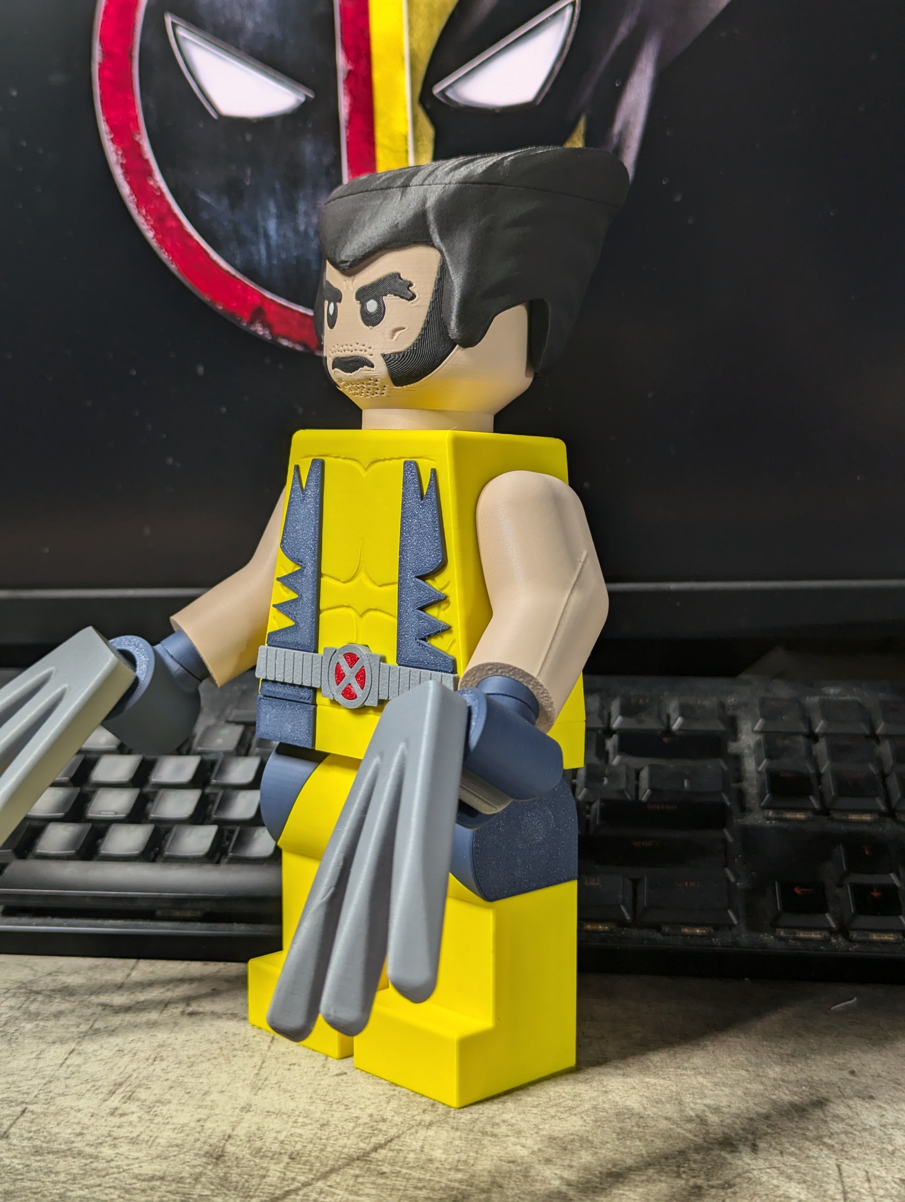 LEGO-inspired Marvel Wolverine Display Figure Collectible