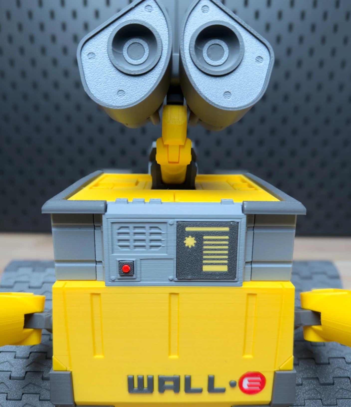 3D Printed WALL-E Building Kit