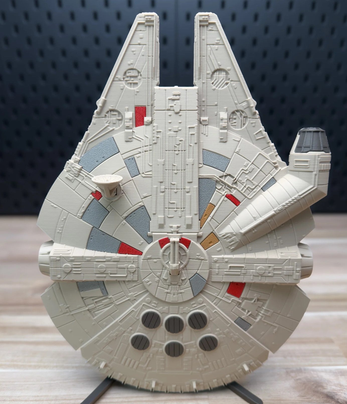 3D Printed Star Wars Millennium Falcon Building Kit