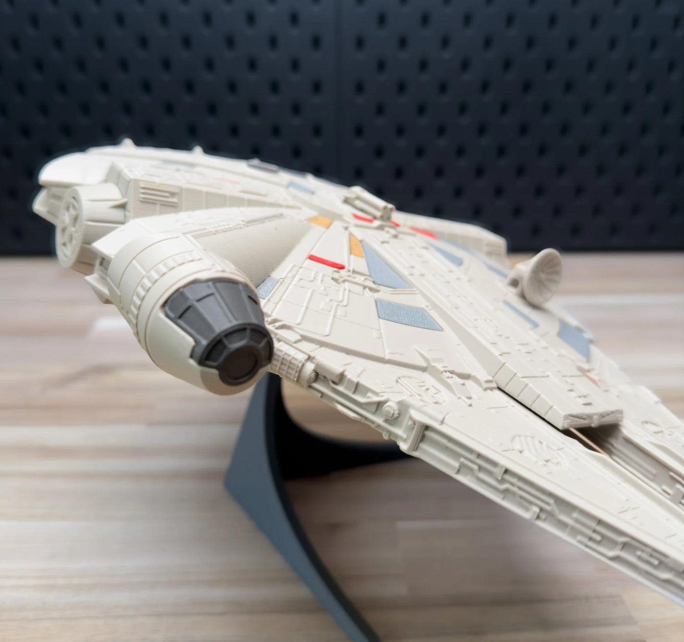 3D Printed Star Wars Millennium Falcon Building Kit