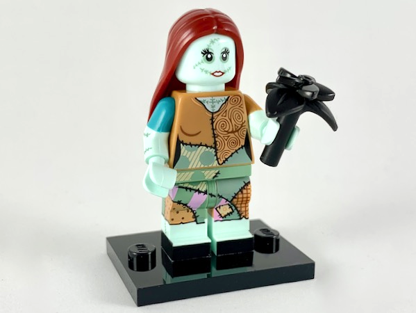 LEGO® Collectible Minifigure Series 2 – coldis2-15 Sally Disney set w/Stand & Acces Complete Set with Stand & Accessories