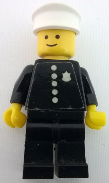 Preowned LEGO® Minifigure – Town cop014s Police Torso Sticker w/5 Buttons and Badge Black L