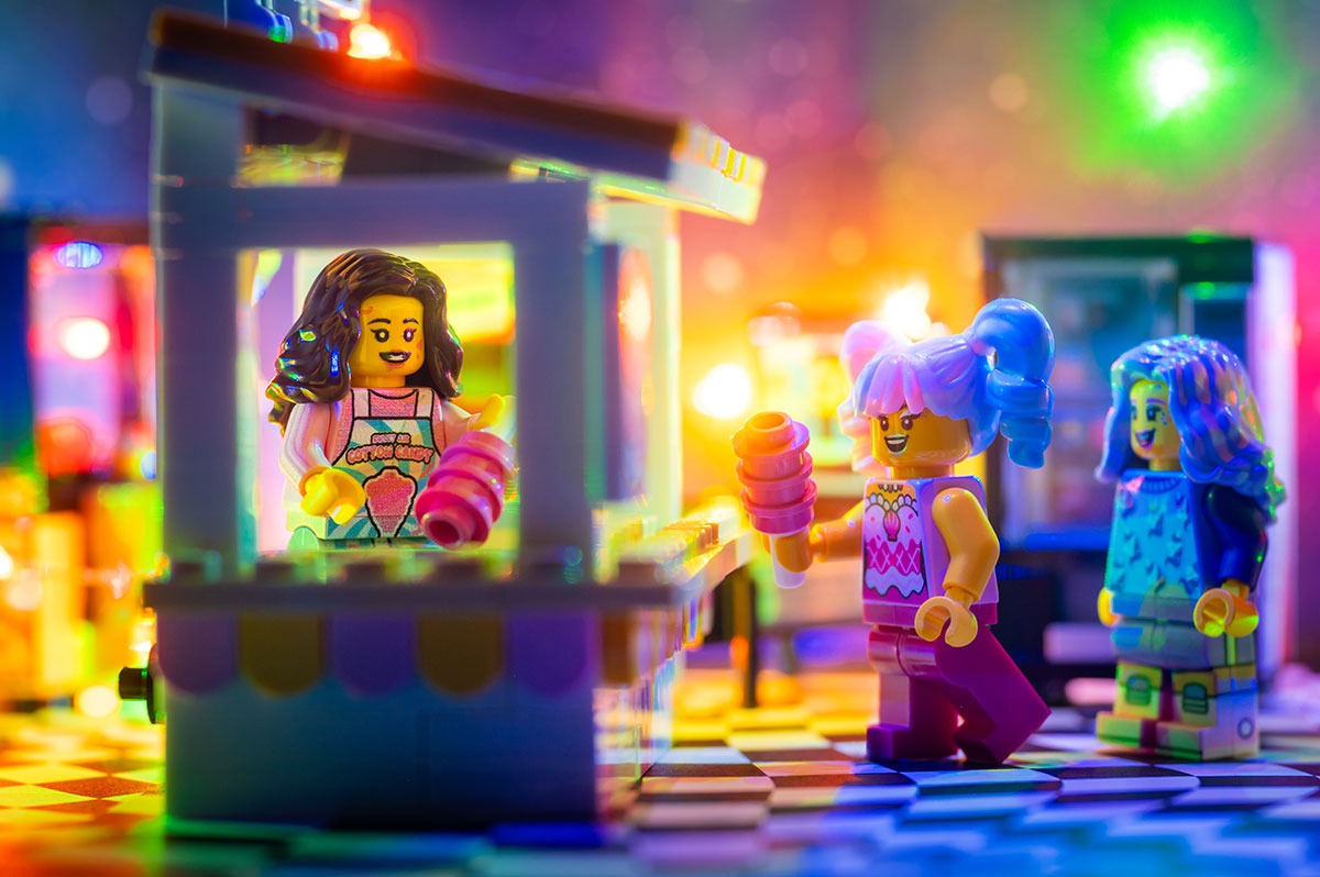 Sweet Air Cotton Candy Stand with Employee Minifig made using LEGO parts