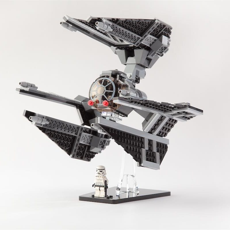 LEGO® Display – Tricked Out Bricks Classic 15 Stand Black