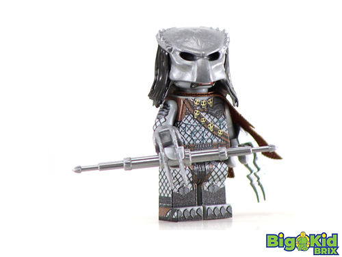 Big Kid Brix Custom LEGO® Minifigure – PREDATORY HUNTER V2 Collectible