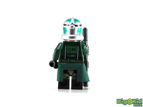 Big Kid Brix Custom LEGO® Minifigure – COMMANDER GREE Collectible