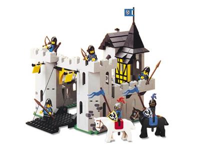 LEGO® Castle 10039 Black Falcons Fortress Building Kit
