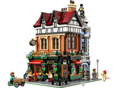 LEGO® Creator 10350 - Tudor Corner Preowned Building Kit
