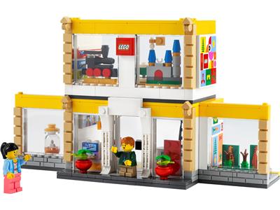LEGO® Brand 40574 LEGO Brand Store Building Kit