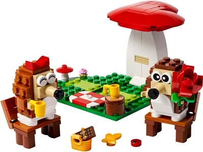 LEGO® Seasonal 40711-1 Hedgehog Picnic Date
