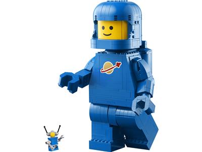LEGO® Miscellaneous 40921-1 - Up-Scaled Blue Astronaut Minifigure