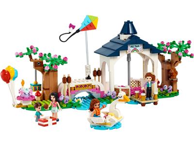 LEGO® Friends 41447 - Heartlake City Park Preowned Building Kit