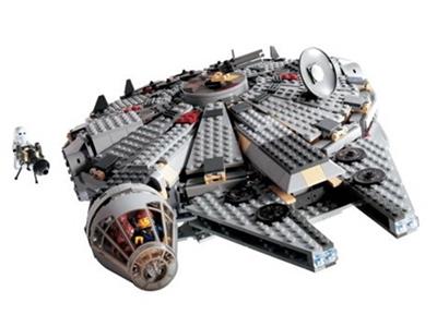 LEGO® Star Wars 4504-1 - Millennium Falcon (Redesign), Blue box