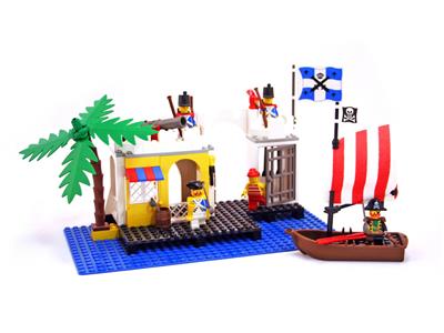 LEGO® Pirates 6267 - Lagoon Lock-Up Preowned Building Kit