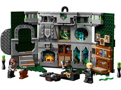 LEGO® Harry Potter 76410 Slytherin House Banner Building Kit