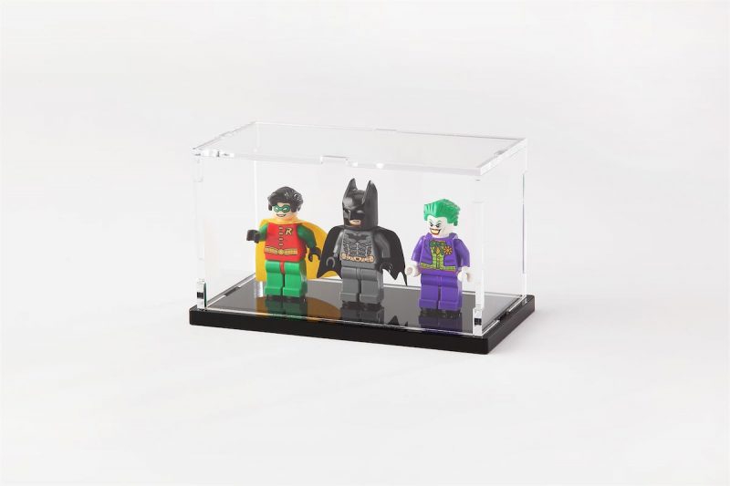 LEGO® Display – Tricked Out Bricks 3 Figure Display Case
