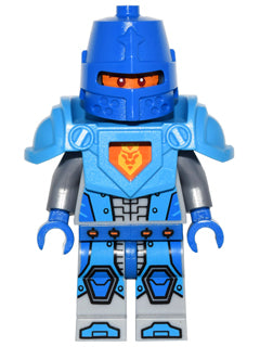 Preowned LEGO® Minifigure – NEXO KNIGHTS nex039 Royal Soldier/Kings Guard Blue Helmet w/Eye