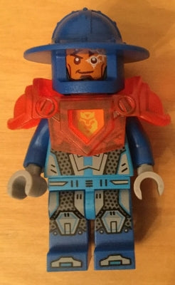 Preowned LEGO® Minifigure – NEXO KNIGHTS nex109 Royal Soldier/Kings Guard Blue Helmet w/Bro