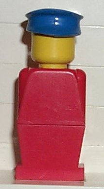 Preowned LEGO® Minifigure – LEGO®LAND old031 LEGO®land Red Torso Red Legs Blue Hat