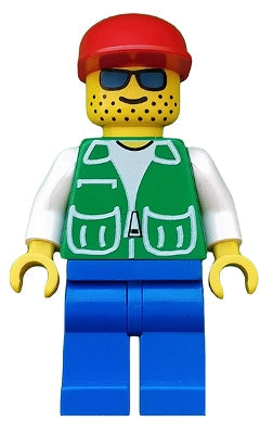 Preowned LEGO® Minifigure – Town pck001 Jacket Green w/2 Large Pockets Blue Legs Red Cap