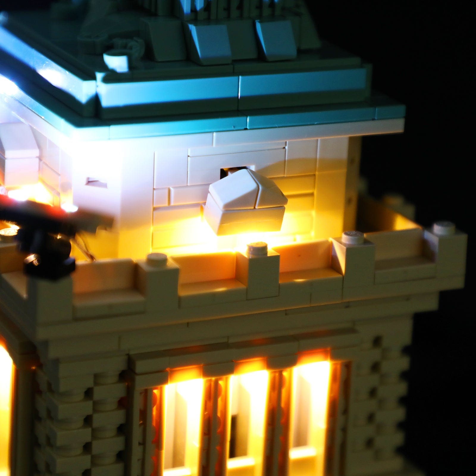 LEGO Light Kit for Statue of Liberty 21042