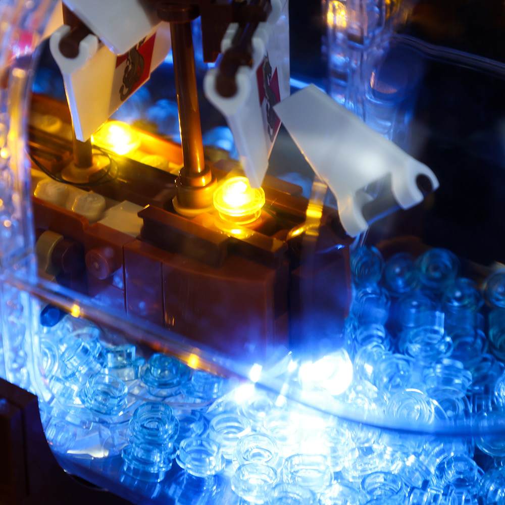 LEGO Light Kit for Ship in a Bottle 21313