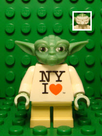 Preowned LEGO® Minifigure – Star Wars sw0465a Yoda NY I Heart Torso White Hair (TRU Times S