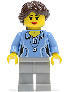 Preowned LEGO® Minifigure – Town twn188 Medium Blue Female Shirt w/Two Buttons and Shell Pe