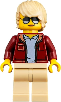 Preowned LEGO® Minifigure – Town twn360 Woman Dark Red Jacket w/Bright Light Blue Shirt Tan