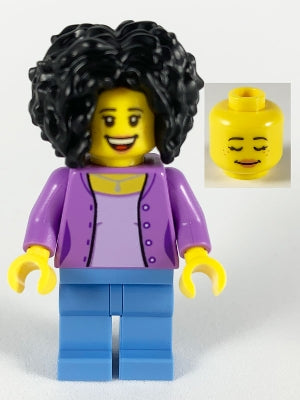 Preowned LEGO® Minifigure – Town twn385 Female Bushy Black Hair Medium Lavender Jacket on L
