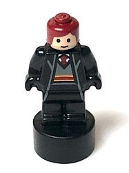 Preowned LEGO® Minifigure – Harry Potter 90398pb028 Gryffindor Student Statuette/Trophy 2 D