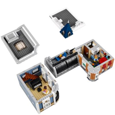 LEGO® Creator 10255 Assembly Square Building Kit