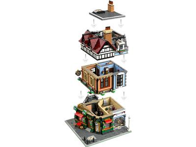 LEGO® Creator 10350 - Tudor Corner Preowned Building Kit