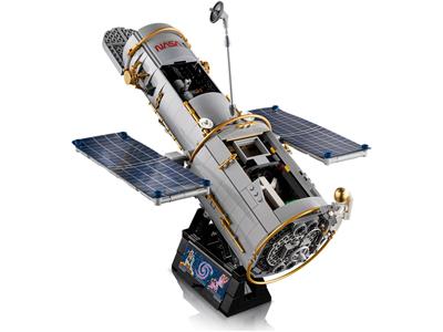 LEGO® Icons 11382-1 Hubble Space Telescope