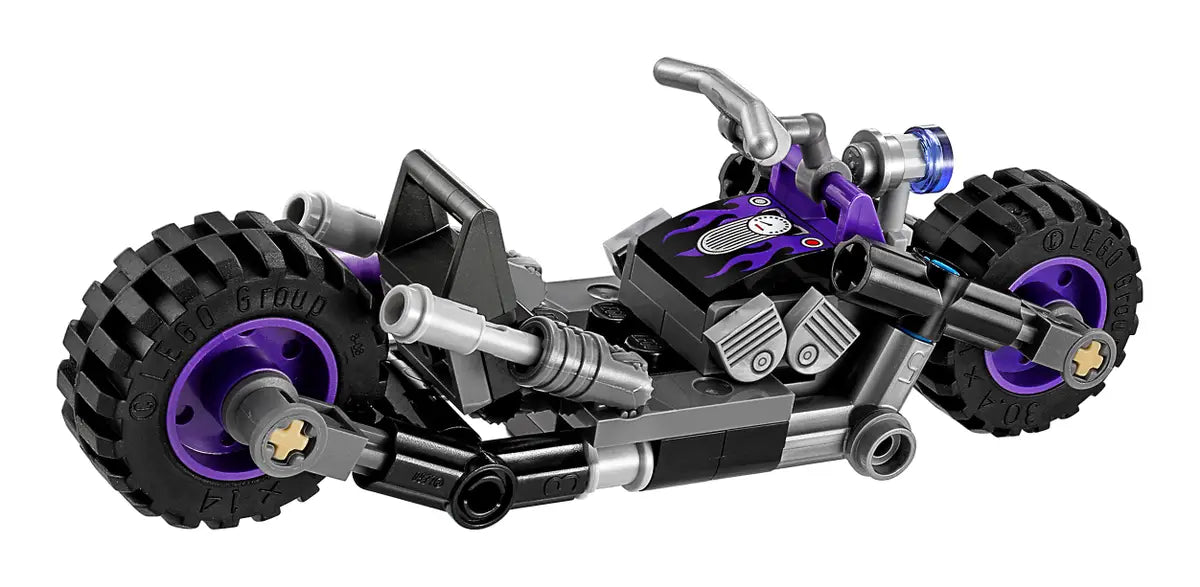 LEGO® Super Heroes 70902 Catwoman Catcycle Chase Building Kit
