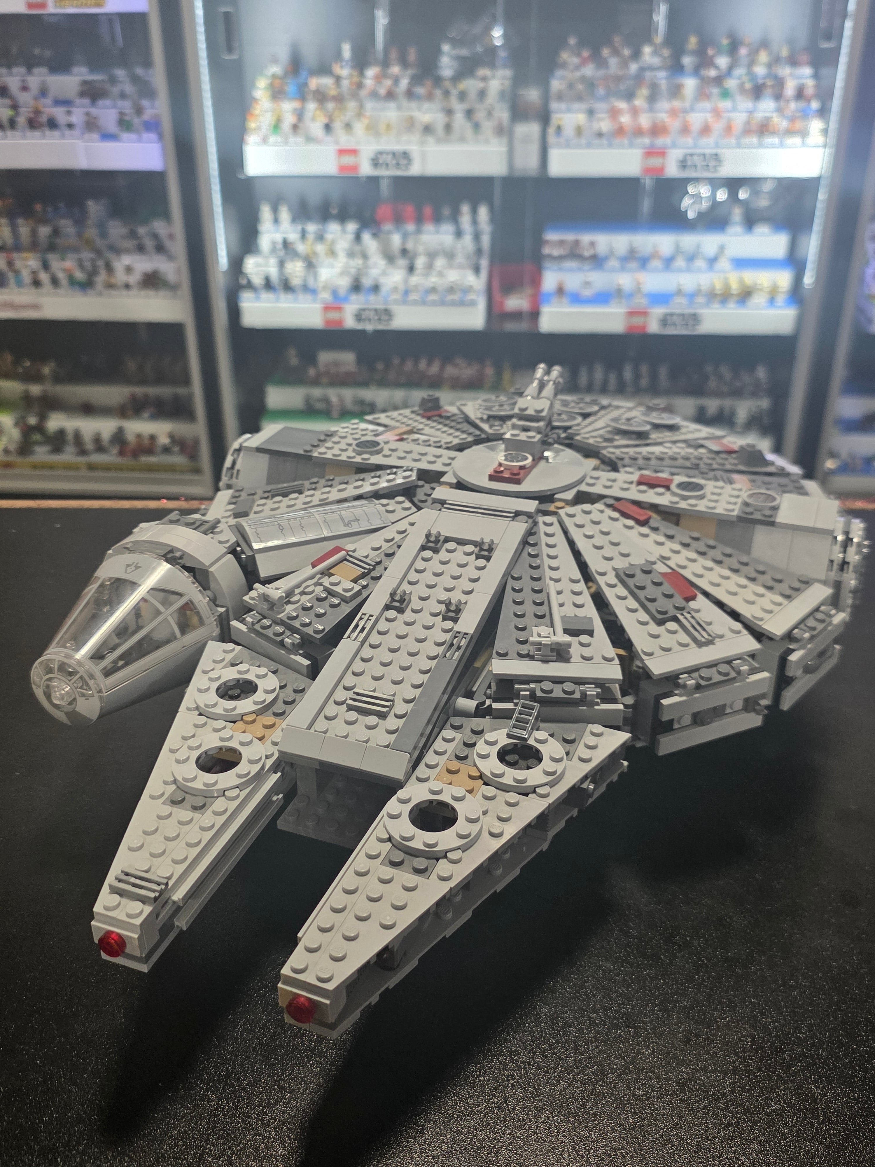 LEGO Star Wars Millennium Falcon 75105-1 (BUV)