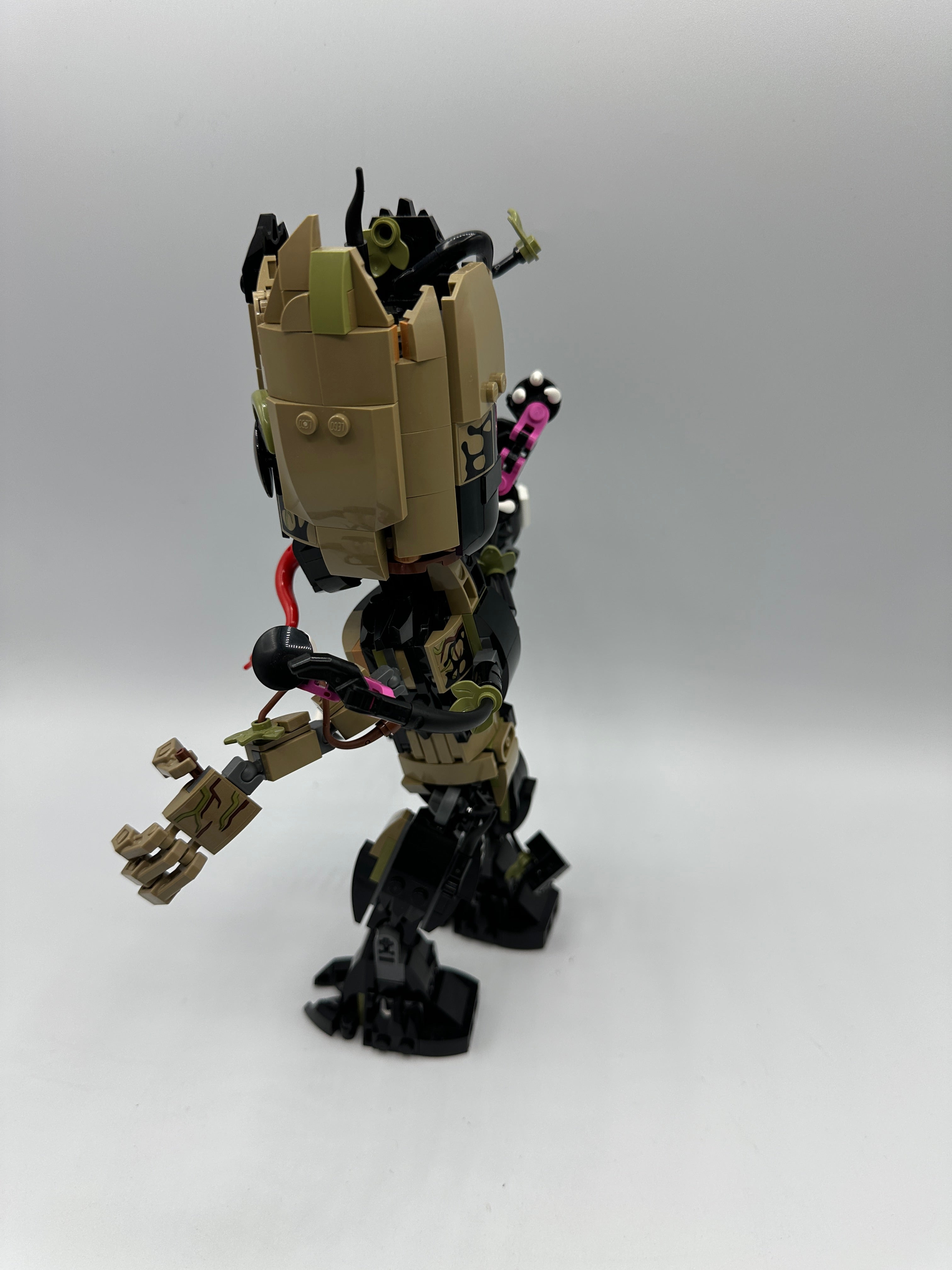 LEGO® Super Heroes 76249-1 - Venomized Groot BUV