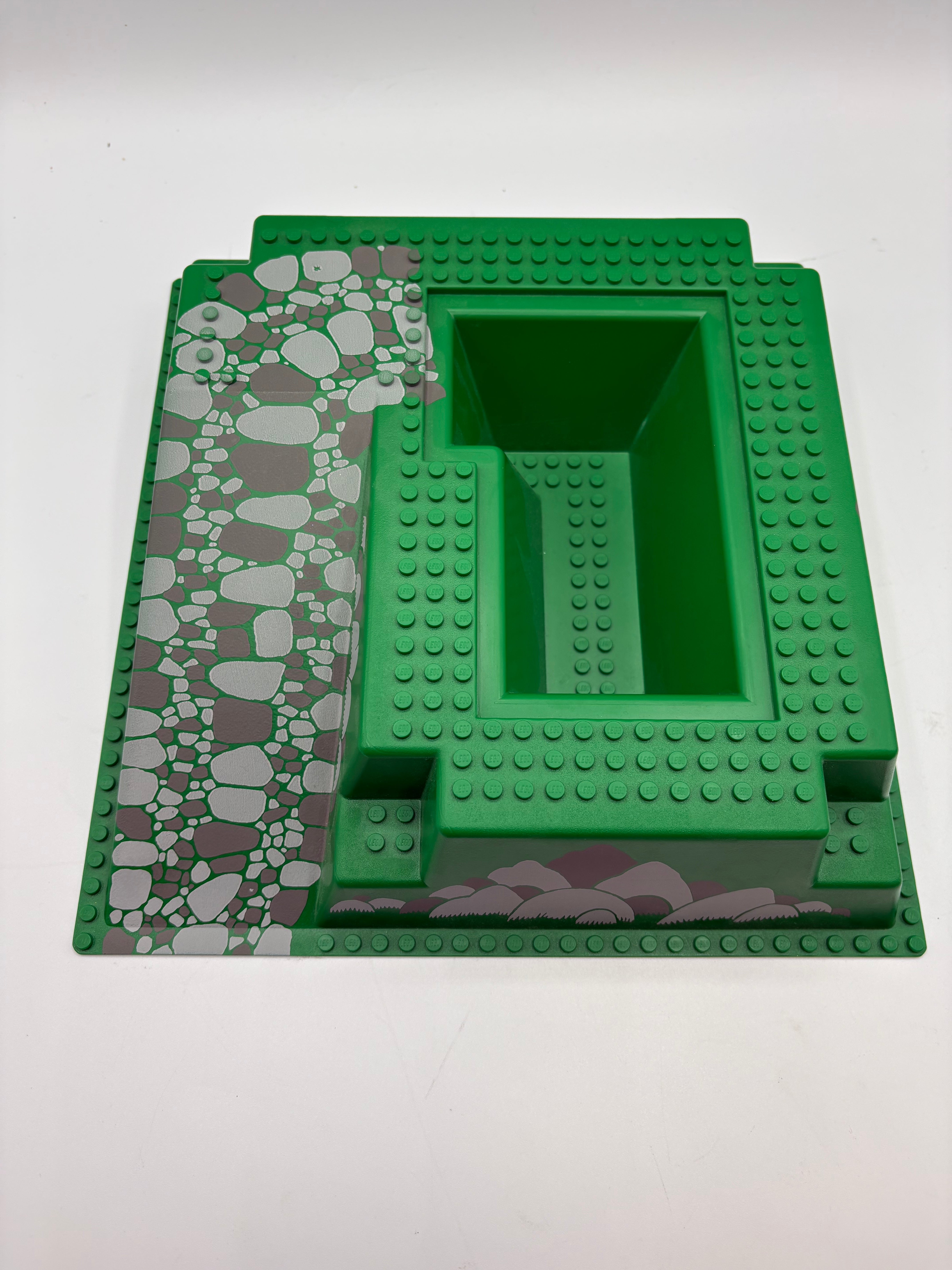 LEGO 2552px6 Baseplate, Raised 32 x 32 with Ramp and Pit with Dark Gray and Light Gray Rocks Pattern