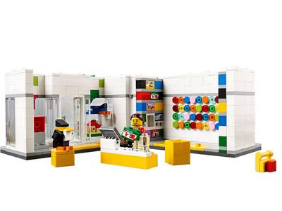 LEGO® Brand 40145 - LEGO® Store Preowned Building Kit