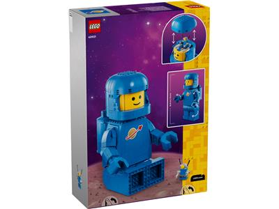 LEGO® Miscellaneous 40921-1 Up-Scaled Blue Astronaut Minifigure