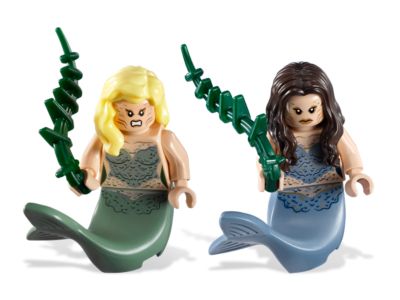 LEGO® Pirates of the Caribbean 4194 Whitecap Bay Building Kit
