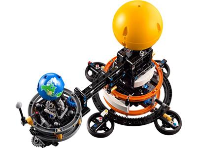 LEGO® Technic 42179-1 Planet Earth and Moon in Orbit