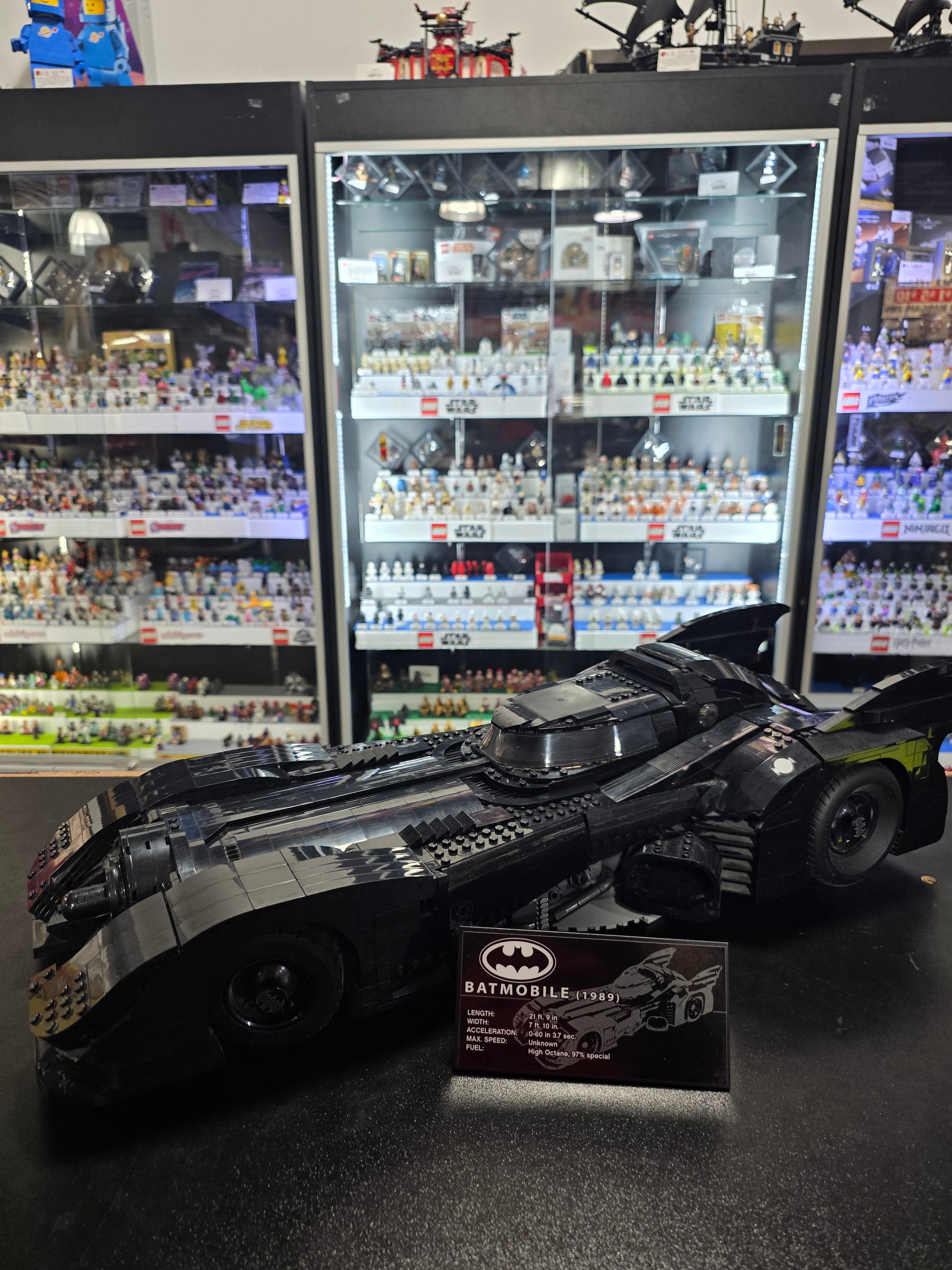 LEGO®  Super Heroes 76139-1 1989 Batmobile (BUV)